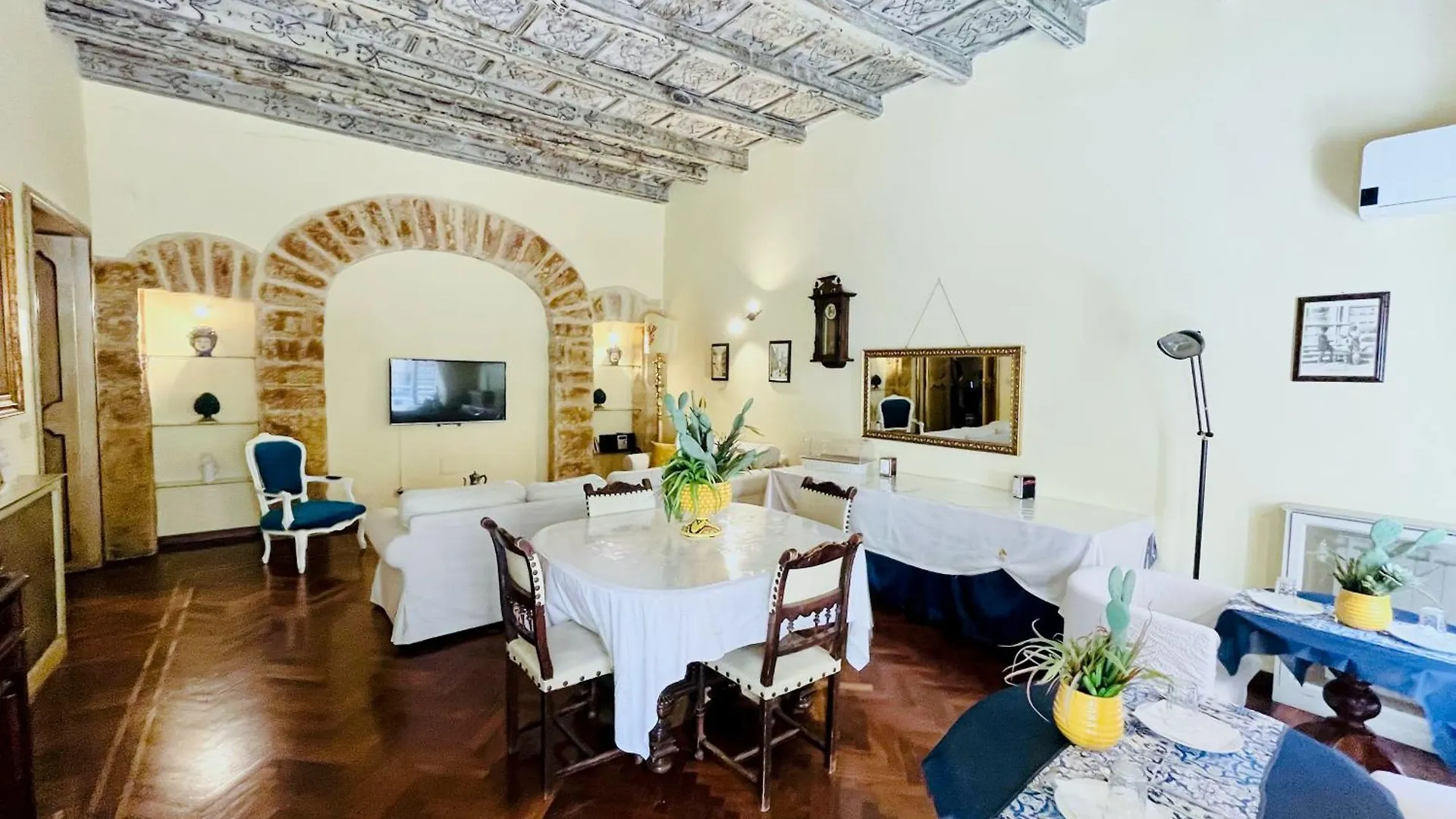 Couette-café Antica Palermo B&B