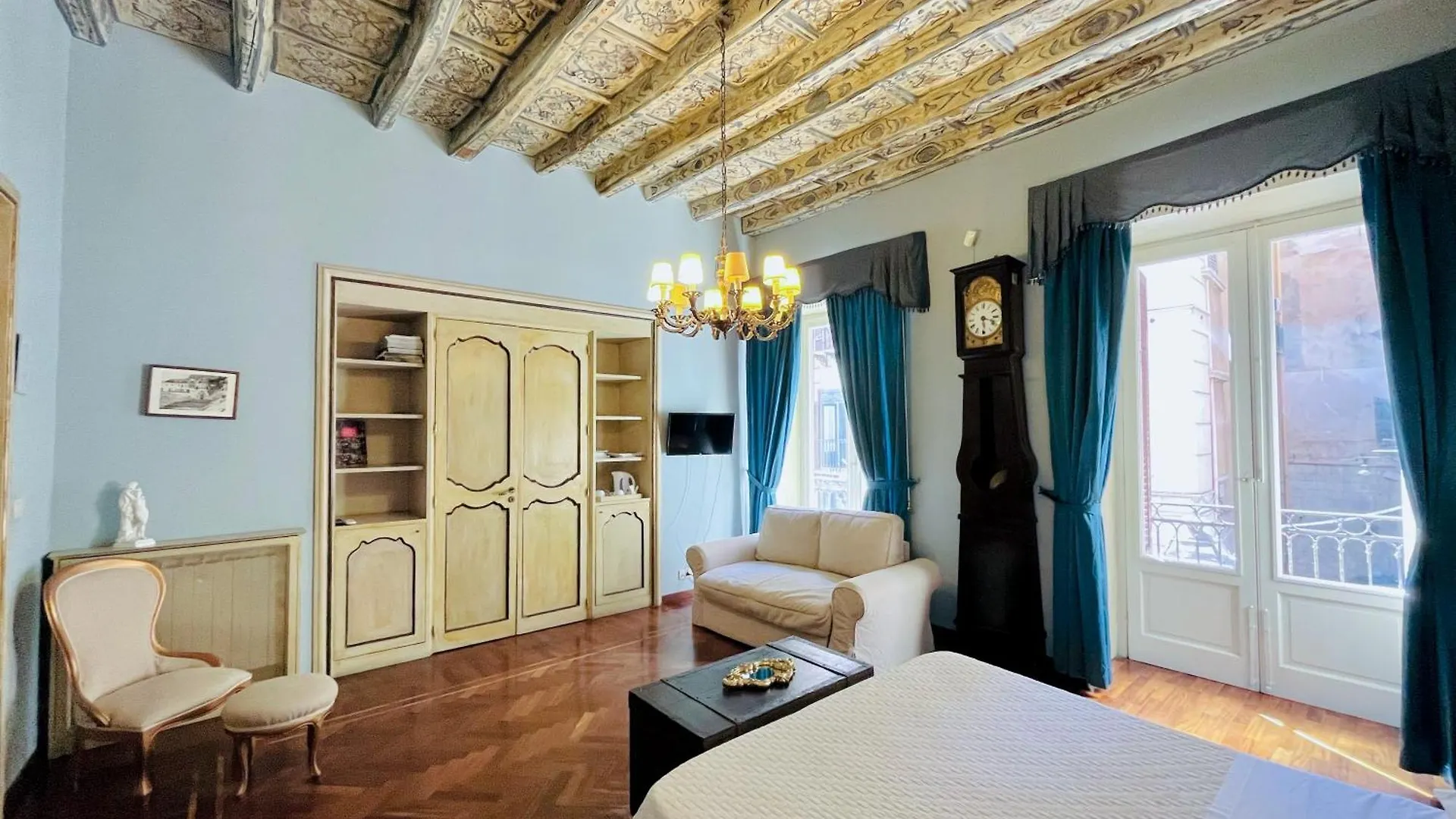 Antica Palermo B&B 0*,  איטליה